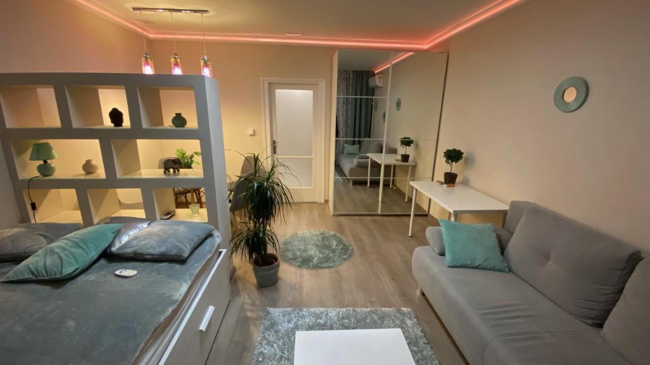 Zrinyi Central Apartman With Free Parking Ньїредьгаза Екстер'єр фото